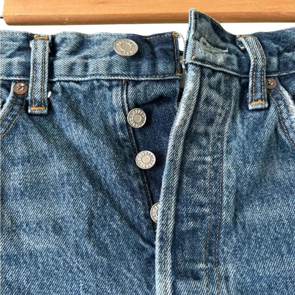 Agolde Dee Distressed Women’s Denim Shorts- Size 25 - Picture 4 of 8